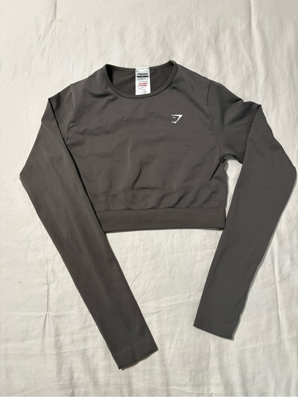 Gymshark Women's Cropped Long-Sleeve Top in Charcoal Gray